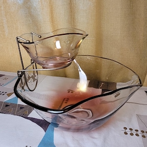 1950s Anchor Hocking wavy chip and dip bowl - pink ombre - MCM servingware