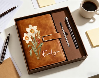 Diario in pelle personalizzato con nome, diario personalizzato con fiori di nascita, quaderno con copertina in morbida pelle, regalo di Natale per il suo regalo di fiori di nascita