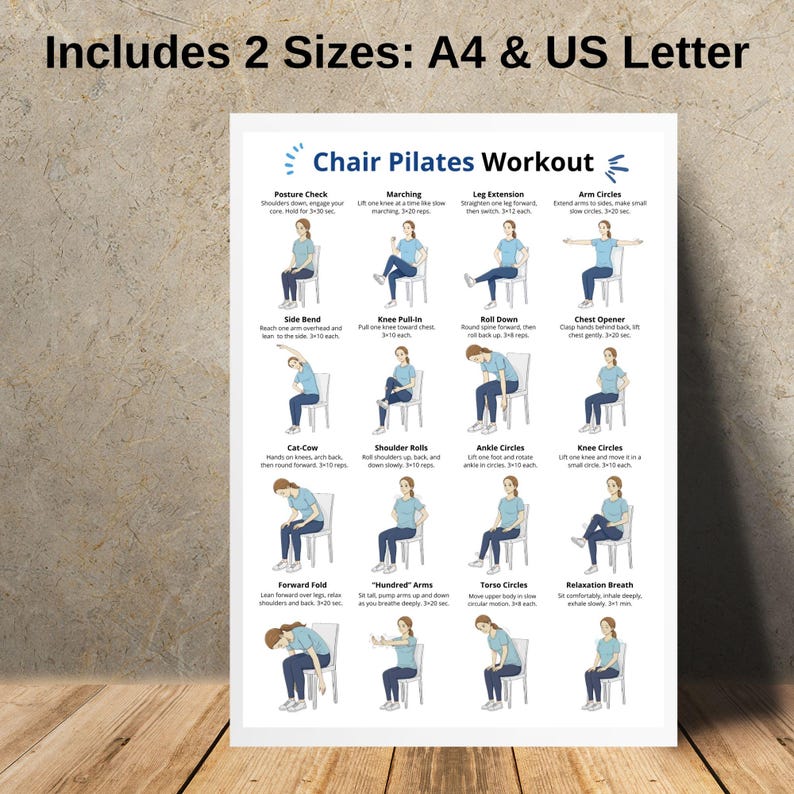 K&ouml;nnte beinhalten: Ein wei&szlig;es Poster mit dem Text "Chair Pilates Workout" und Illustrationen von &Uuml;bungen. Das Poster enth&auml;lt Anweisungen f&uuml;r jede &Uuml;bung, wie z. B. "Posture Check", "Marching" und "Leg Extension". Erh&auml;ltlich in A4- und US-Letter-Gr&ouml;&szlig;en.