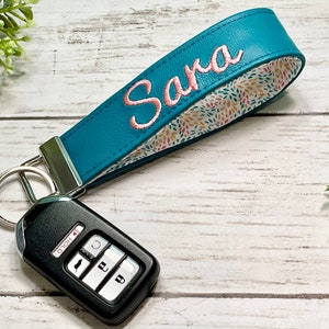Wristlet Monogrammed Key Fob / Personalized Vinyl Keychain / Wristlet Keychain/ Gift for her/ Teacher gift/ Bridesmaid gifts/ faux leather