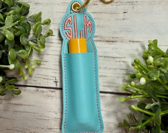 Estuche para bálsamo labial con monograma / Estuche para bálsamo labial / Regalo personalizado para ella / Regalo para mujeres / Organizador de bálsamo labial para mochila / Regalos de menos de 15 €