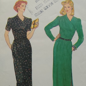 Vogue Sewing Pattern for Dress with Draped Front Wrap Bodice and Straight Skirt - 70s Size 12 Bust 34 (87 cm)&quot; - Vogue 7404