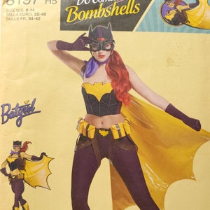 UNCUT Schnittmuster für DC Comics Bombshells Pin-Up Batgirl Kostüm - Größen 6 bis 14 - B30.5 B31.5 B32.5 B34 B36&quot; - Simplyicity 8197