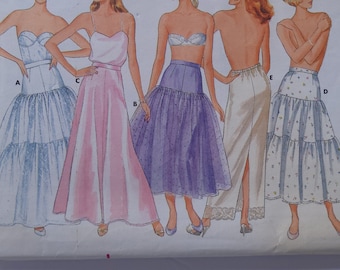 Patron de couture non coupé pour Crinoline - Jupon ou slip évasé ou droit - vintage 80s Taille 8 10 12 Hip 33.5 34.5 36 » - Butterick 4407