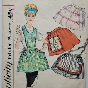 Apron Pattern - Vintage Sewing Pattern for 1960s Set of One-Yard Aprons with Christmas Tree Transfer - Simplicity 4213 G