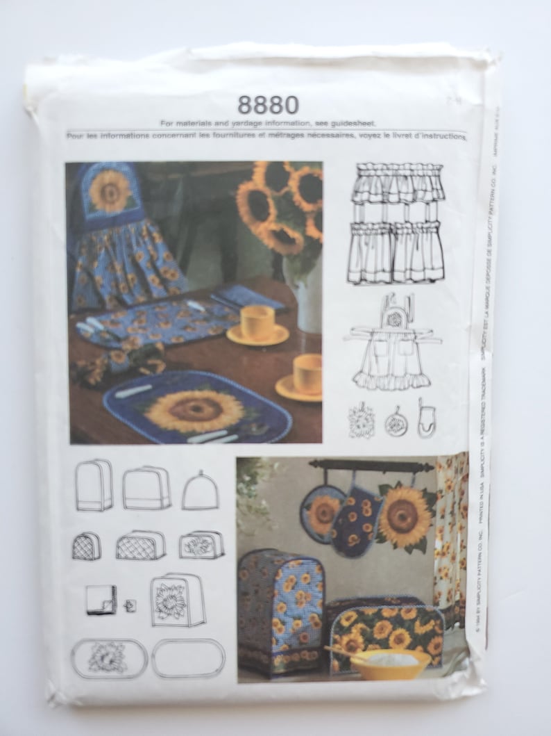 Tea Cozy Placemat and Apron Toaster Cover Vintage Sewing Pattern for Kitchen Applicance Covers and Curtains Simplicity 8880 G