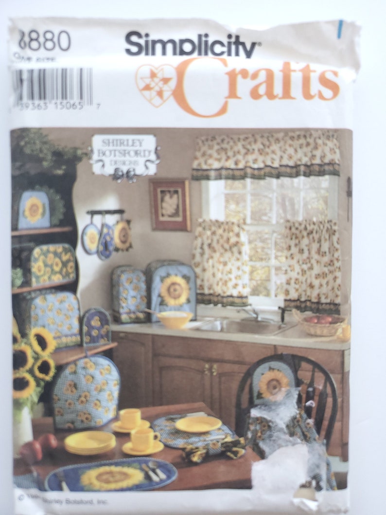 Tea Cozy Placemat and Apron Toaster Cover Vintage Sewing Pattern for Kitchen Applicance Covers and Curtains Simplicity 8880 G