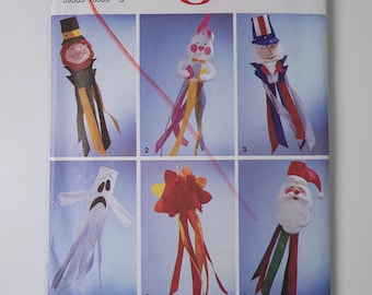 Lawn Flag Pattern - UNCUT Sewing Pattern for Windsock Garden Ornaments - Halloween, Easter, Christmas - Simplicity 8156