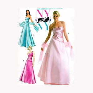Sewing Pattern for Fancy Dress w Asymmetrical Top, Full Skirt and Stole - Gown Size 11-18 Bust 33.5-38.5&quot; (85-98 cm)- McCalls 4366 G
