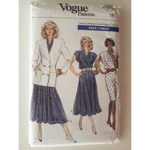 80er Jahre UNCUT Schnittmuster für Kleid mit Bias Mock Wrap Mieder, schmal zulaufender oder ausgestellter Rock, & Jacke - B38&quot; (97 cm) - Vogue 7476