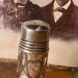 Smelling Salt Bottle, Antique Sterling Silver and Glass Smelling Salt Bottle,  Medicine Holder, Vintage Collectible