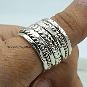 Stapelringar i sterlingsilver, handgjorda hamrade band