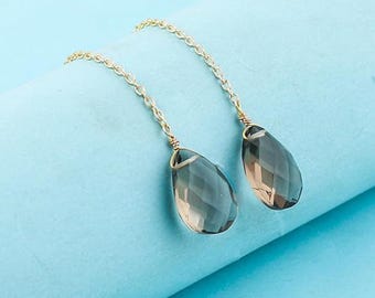 Rökkvartsörhängen med tråd, förgyllda fasetterade droppar, minimalistiska kedjesmycken