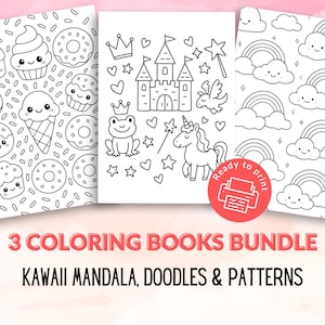 Op de afbeelding: Een bundel van drie kleurboeken met kawaii-stijl illustraties. De boeken bevatten afbeeldingen van donuts, cupcakes, ijsjes, een kasteel, een kikker, een eenhoorn, regenbogen en wolken. De tekst luidt "3 COLORING BOOKS BUNDLE" en "KAWAII MANDALA, DOODLES & PATTERNS."