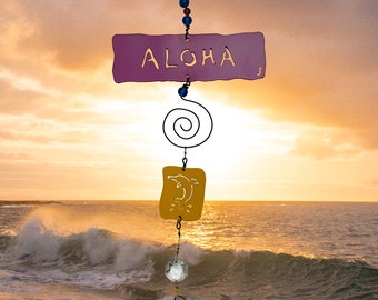 ALOHA + DOLPHIN Symbol Recycled Metal Suncatcher Chime * Horizontal Aloha Wind Chime * Multiple Colors Available * Handmade Aloha Suncatcher