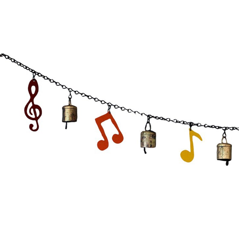 MUSIC NOTES Handmade Recycled Metal Flags and Chimes 5 Foot Strand