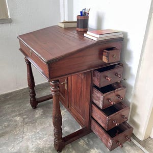 Vintage Jak Wood Davenport Schreibtisch: Antiker klappbarer Schreibtisch