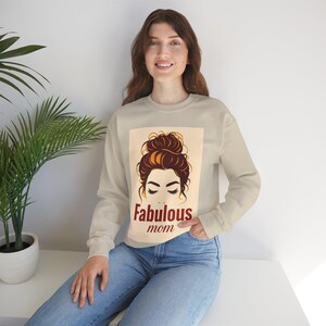 Felpa girocollo unisex personalizzata: maglione in misto cotone ricamato