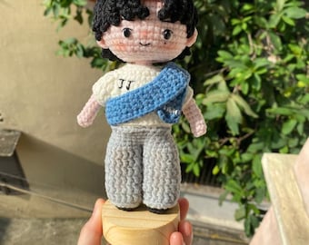 Op maat gemaakte gehaakte portretpop van foto, gepersonaliseerd amigurumicadeau