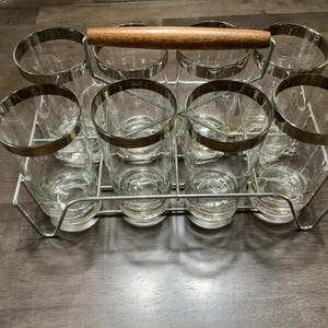 Set of 8 Dorothy Thorpe Silver Band Rim highball glasses with Drink Caddy
