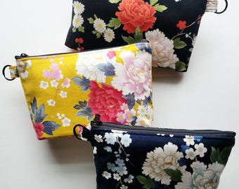 Standing pouch with a key ring - 8"W zipper, 和柄, Japanese floral print