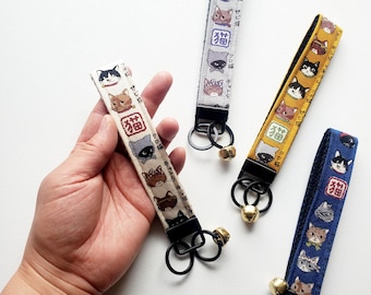 Wristlet Keychain with a jingle bell - Japanese cats