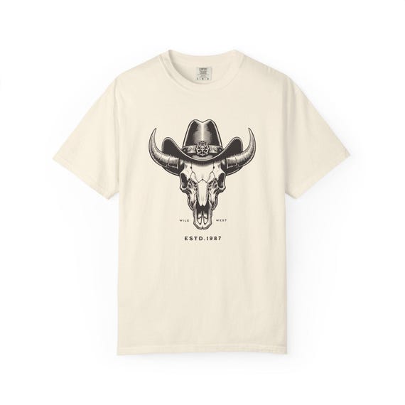 Western Skull Graphic Tee, Cowboy T-Shirt, Casual Unisex Shirt, Gift for Ranch Lovers, Vintage Style Apparel