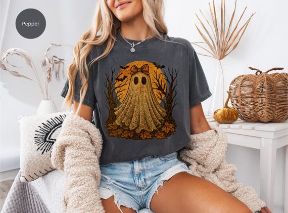 Halloween Ghost T-shirt, Gift for him or her, Unisex Spooky Tee, Fall Fashion, Casual Wear, Halloween Costume, Ghost Vibe
