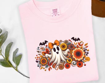 Floral Ghost Halloween T-Shirt: Spooky Boho Fall Tee