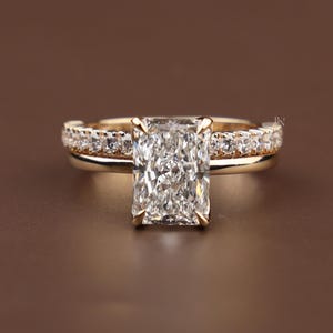 3.50 Carat Radiant Cut Lab Diamond Bridal Set, 14k Yellow Gold Engagement Ring with Pave Wedding Band, Crushed Ice Lab Grown Diamond Ring