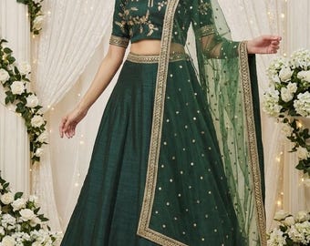 Butelkowozielona jedwabna lehenga choli, indyjski strój weselny, sekwencja haftu dupatta