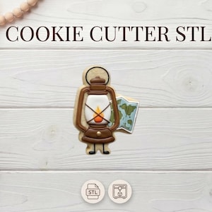 Puede incluir: Juego de tres tazas de cerámica con acabado mate moteado. Las tazas son de color crema, gris claro y gris oscuro. Cada taza tiene un diseño simple y minimalista.