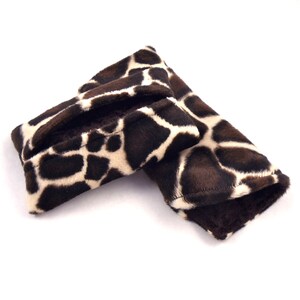 Eyeglass Sleeve and Travel Tissue Holder Set. Sunglass Case with Pocket Tissue Pouch. Faux Fur Animal Print Cheetah, Giraffe, Leopard, Zebra image 3