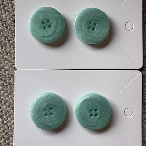Green Resin Buttons. 1 inch light green.
