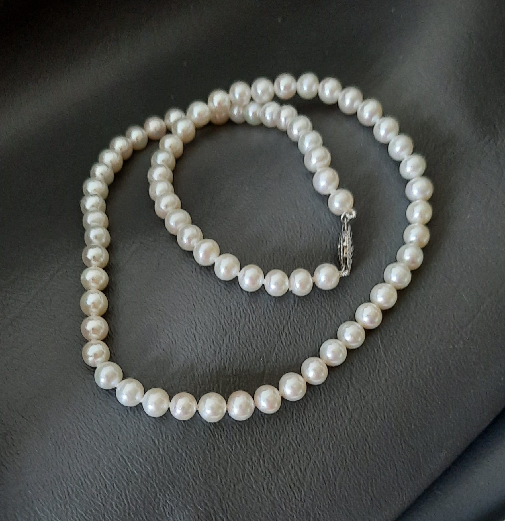 6mm White Cultured Freshwater Pearl Slide