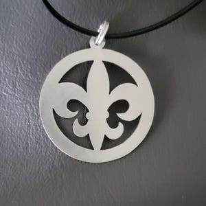 Sterling Silver Fleur De Lis Pendant