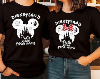 Camiseta familiar personalizada de Disneyland París 2026, vacaciones familiares en grupo, camiseta con nombre personalizado de Mickey y sus amigos, camiseta unisex para niños.