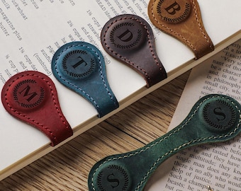 Personalized Leather Magnetic Bookmark,Custom Name Magnetic Bookmark, Initials Leather Bookmark,Handmade Book Lover Gift,Gift for Him or Her