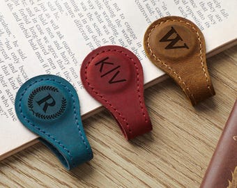 Personalized Leather Bookmark, Leather Magnetic Bookmark,Custom Name Bookmark, Initials Leather Bookmark, Book Lover Gift,Gift For Him