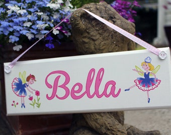 Letrero de puerta de dormitorio blanco y rosa de hadas, letrero de nombre de madera para niñas