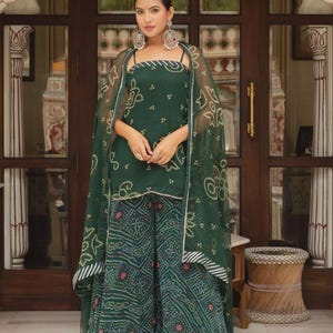 Completo Georgette Mint Green Con Kurta E Palazzo Ricamato – Taglia XL