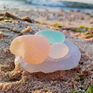 Lot of 4 Genuine Sea Glass Pieces | Black Sea Beach Glass White Pink Blue Bottle Bottoms | Jewelry Making Supply & Collectible