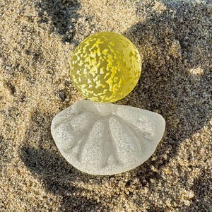 Rare Large Yellow Confetti Sea Marble with Rare Sea Glass Stand – Genuine Surf Collectible Sea Glass & Marble for Jewelry