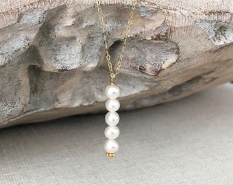 Collier de perles d'eau douce, pendentif de perles barre verticale remplie d'or 14 carats, collier de superposition de pierres précieuses pour femme
