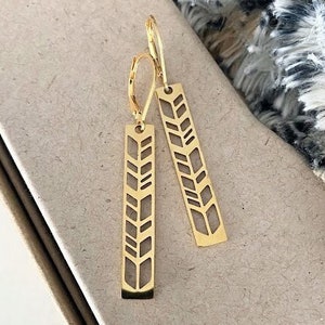 Filigree Chevron Bar Earrings Gold, Geometric Vertical Bar Dangle, Rectangle Drops, Minimalist Jewelry