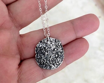 Grand collier disque ondulé martelé, pendentif médaillon rond en argent sterling, cadeaux bijoux pour elle