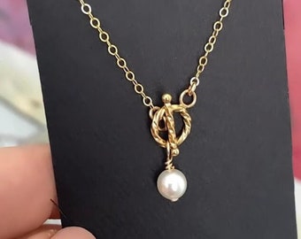 Pearl Toggle Necklace Gold, Single Pearl Necklace, Pearl T Bar Necklace, Pearl Solitaire Necklace, Pearl Jewelry