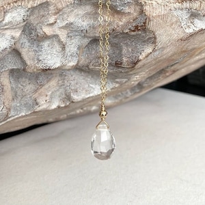 Crystal Quartz Necklace, Anxiety Relief Crystal, Clear Quartz Pendant Necklace, Quartz Jewelry, Healing Crystal