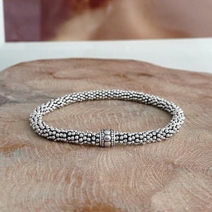 Silver Bali Bead Bracelet, Silver Bracelet for Women, Bali Stretch Bracelet, Silver Stack Bracelet, Minimalist Jewelry