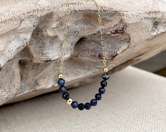 Collier délicat de saphirs bleus, collier de superposition de pierres précieuses en perles d'or 14 carats ou en argent sterling, cadeaux bijoux pour elle